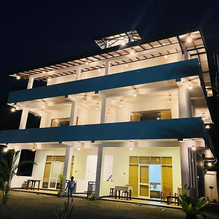 Dk Zur Einkehr Hotel Ahangama Luaran gambar
