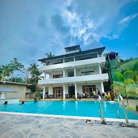 Dk Zur Einkehr Hotel Ahangama Luaran gambar